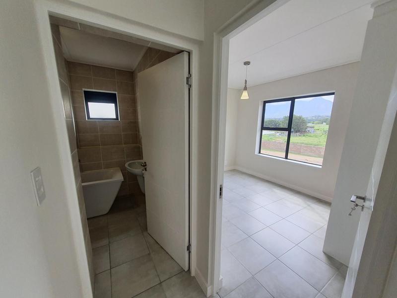 To Let 1 Bedroom Property for Rent in Gordons Bay Western Cape